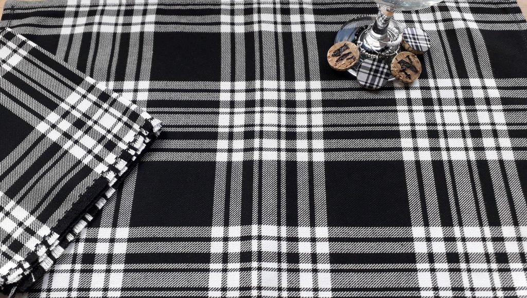 Menzies Placemat and Napkin Set